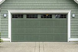 Expert Garage Doors  Hingham, MA 781-222-3407 - residential-side